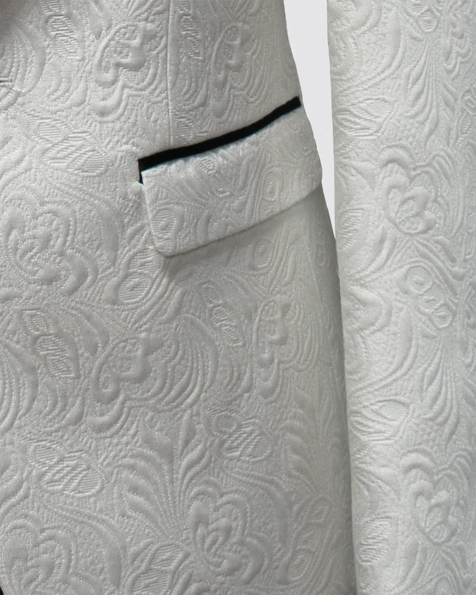 BV Ivory Paisley Shawl Lapel Tuxedo - Image 4