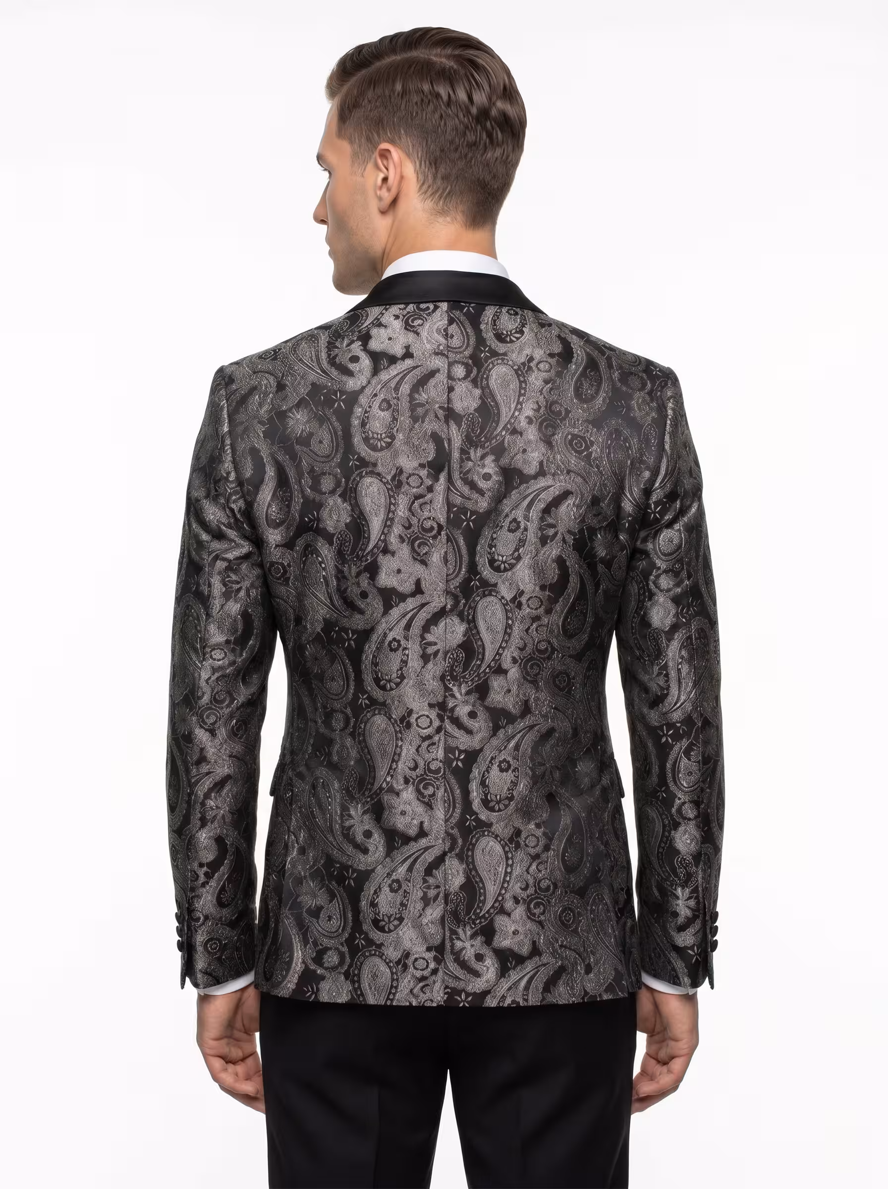 CREATE_BACK_SIDE_VIEW_PHOTO,_202605131431_converted