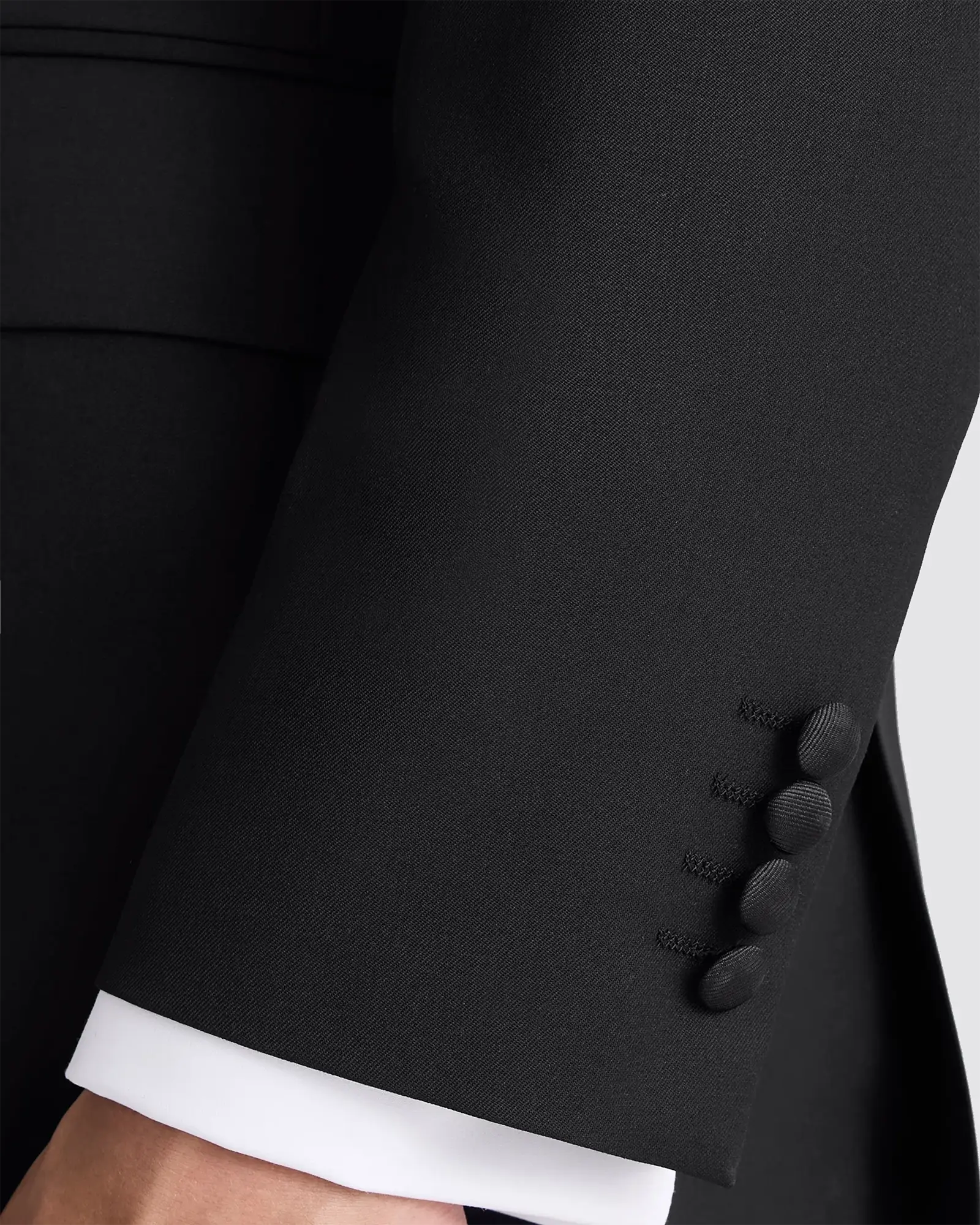 Daniel_Hechter_STDH106_01_Black_Manta_Shawl_FABRIC.webp