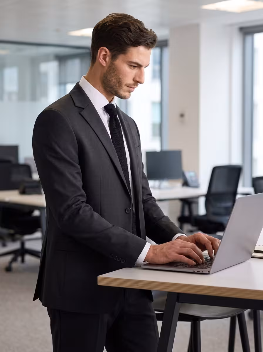 Man_typing_on_laptop_office_202605131628_converted