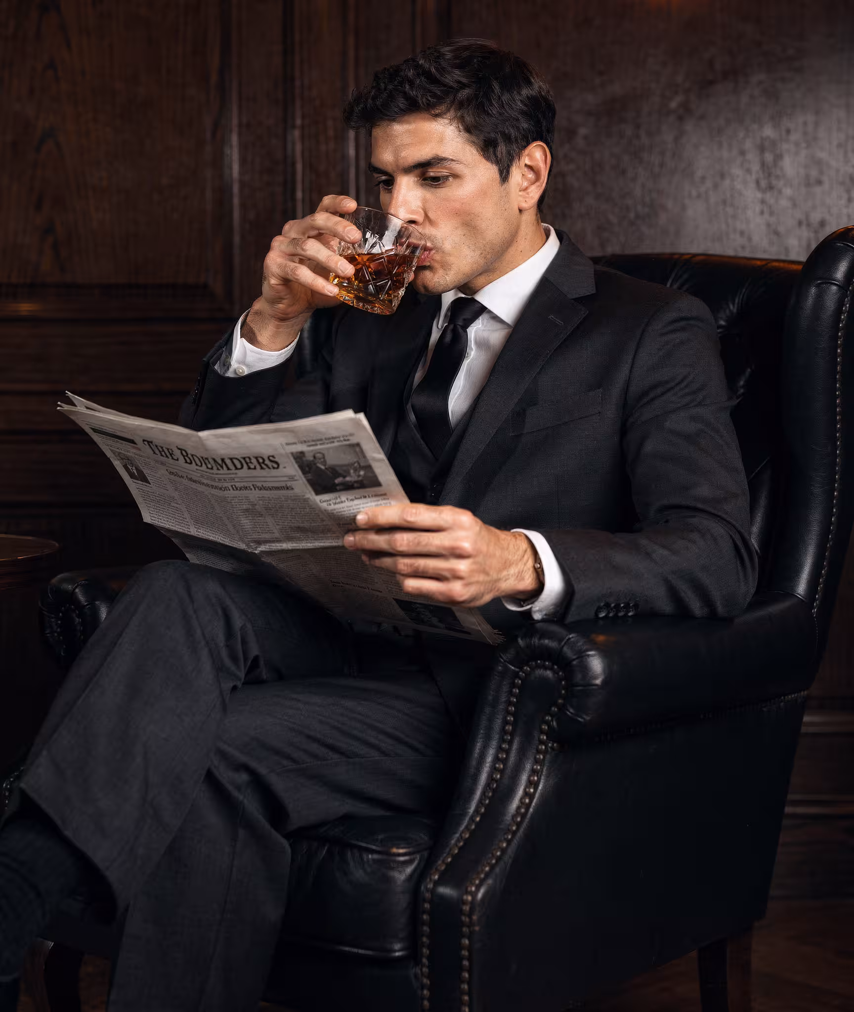 SR D9 Black Lounge Suit_SidePose_04