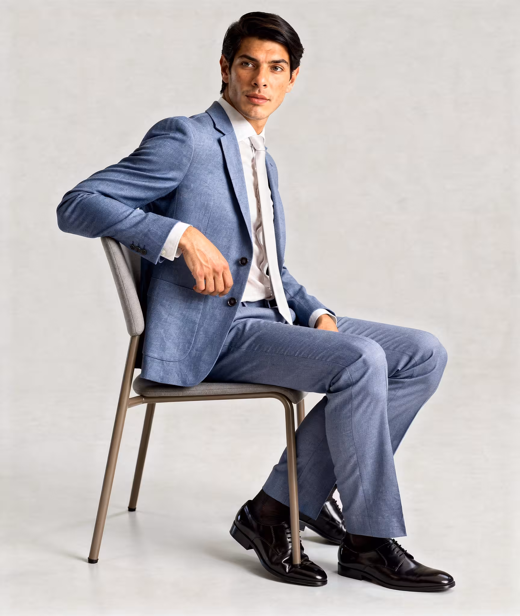 SR SL5 Sky Blue Lounge Suit_SidePose_01